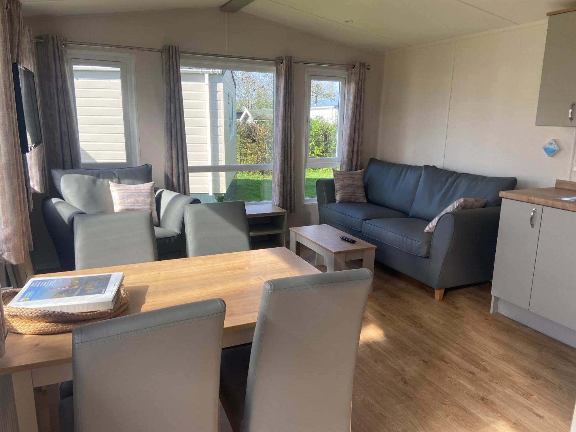 Camping De Duinhoeve Chalet Vogel Not For Companies Nieuw-Haamstede Luaran gambar