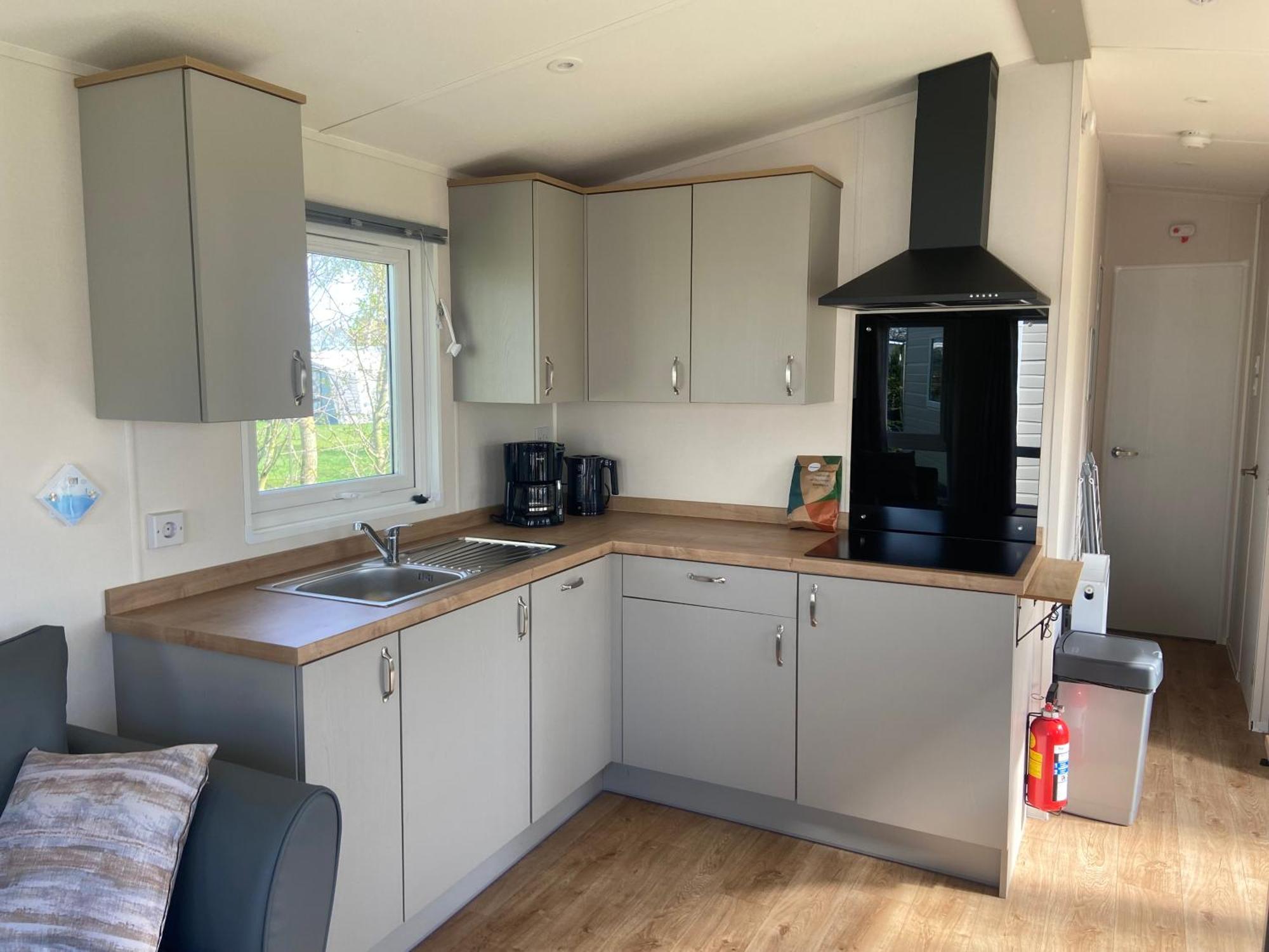 Camping De Duinhoeve Chalet Vogel Not For Companies Nieuw-Haamstede Luaran gambar