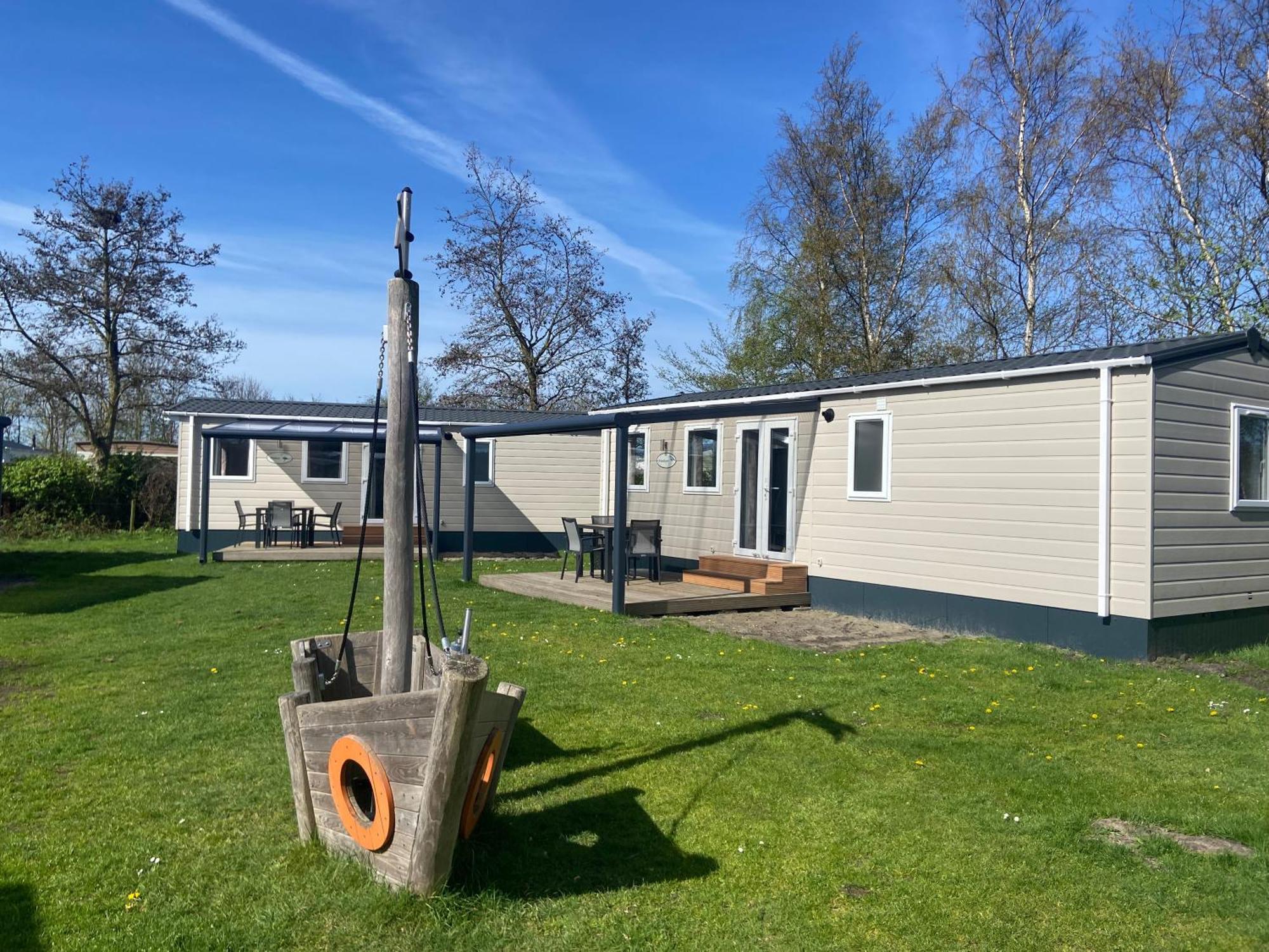 Camping De Duinhoeve Chalet Vogel Not For Companies Nieuw-Haamstede Luaran gambar